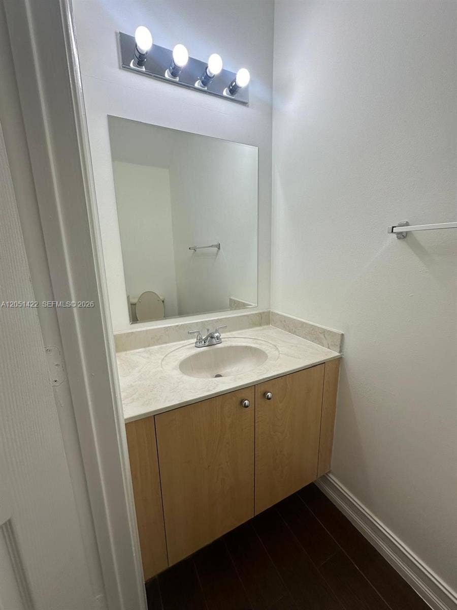 Weston, Weston, FL 33332 Photo 8