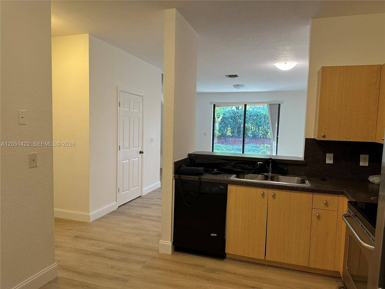 Weston, Weston, FL 33332 Photo 2