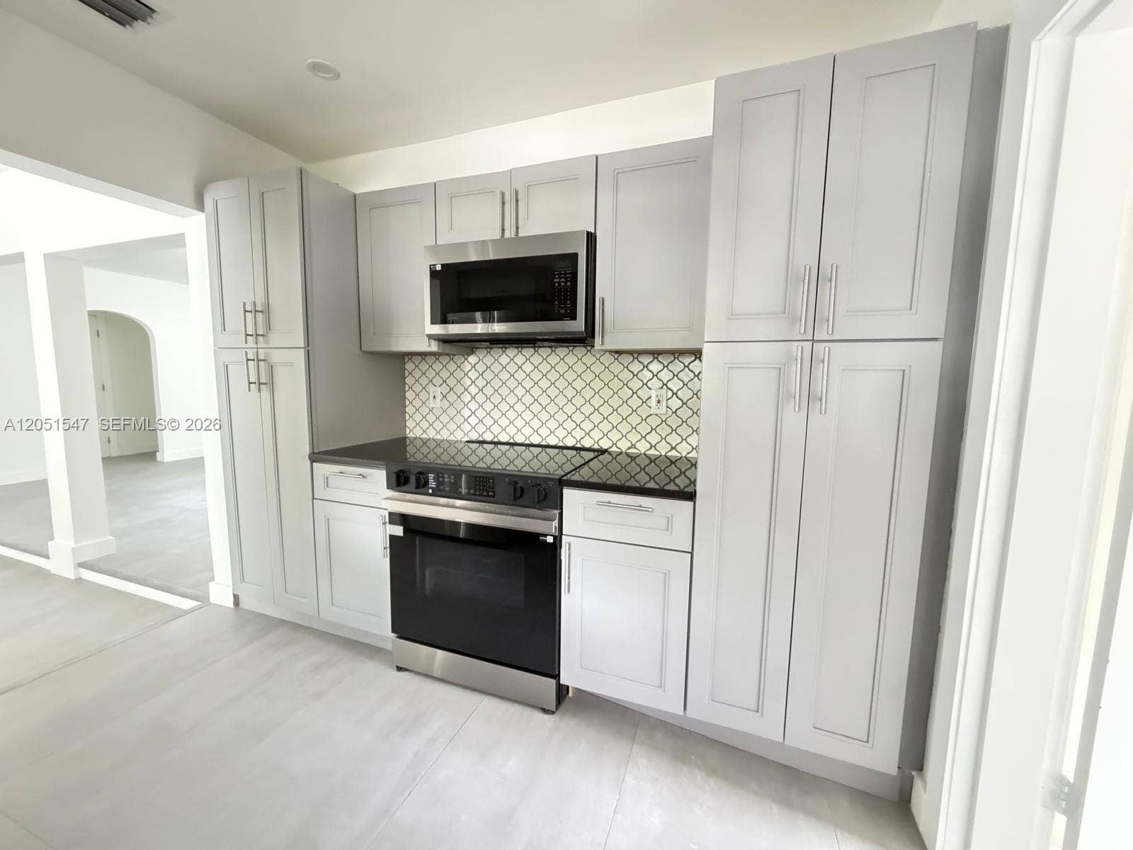 859 NE 115th Street, Biscayne Park, FL 33161 Photo 8