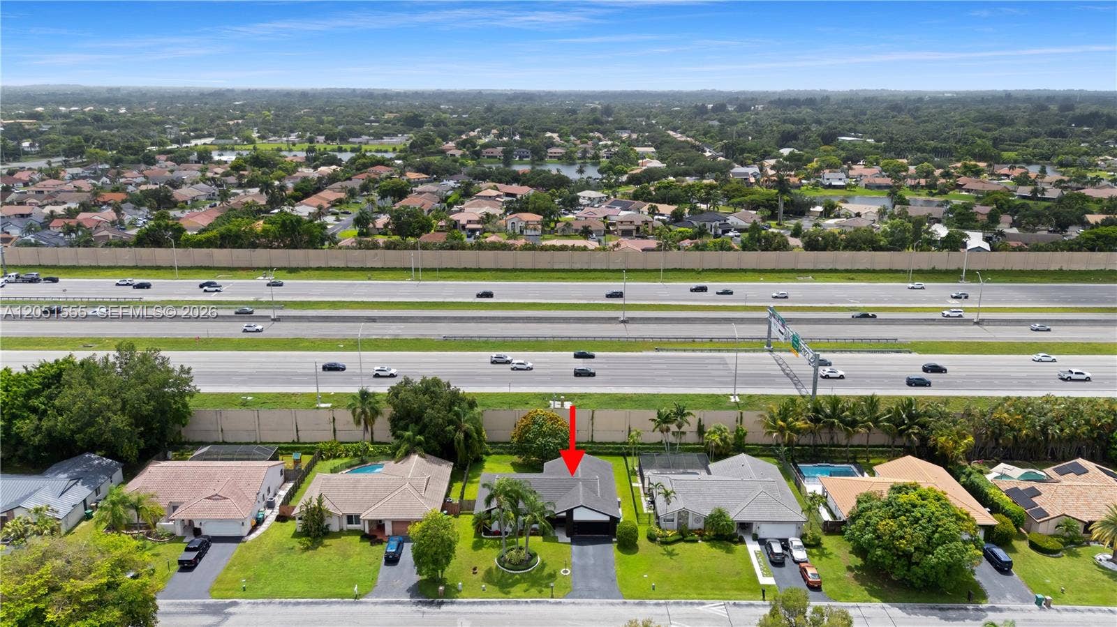 5741 W Waterford Drive, Davie, FL 33331 Photo 32