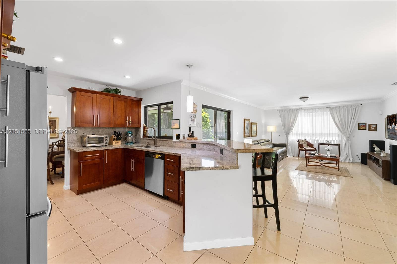 5741 W Waterford Drive, Davie, FL 33331 Photo 8