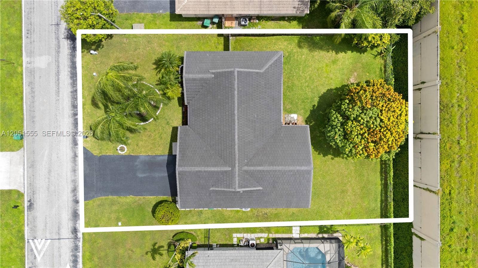 5741 W Waterford Drive, Davie, FL 33331 Photo 3