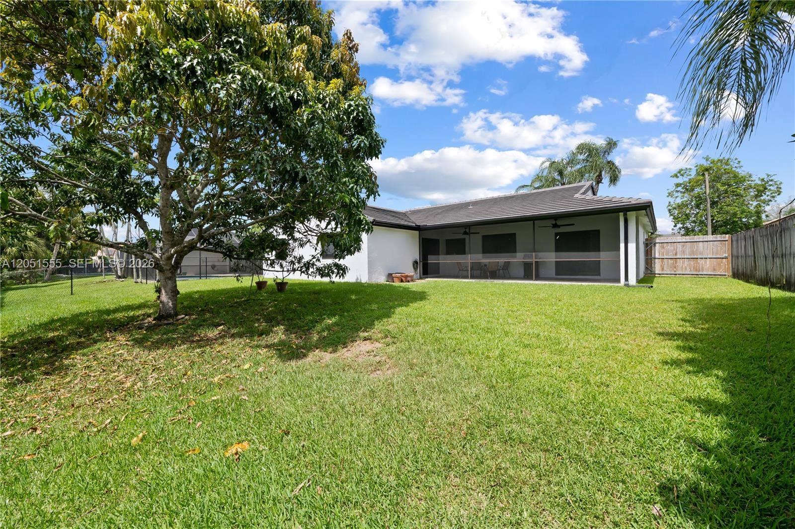 5741 W Waterford Drive, Davie, FL 33331 Photo 27