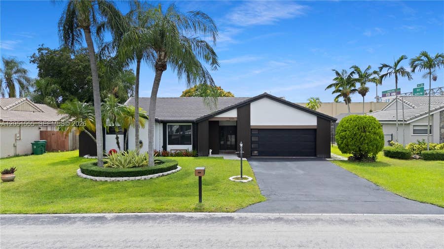 Property photo for 5741 W Waterford Drive, Davie, FL