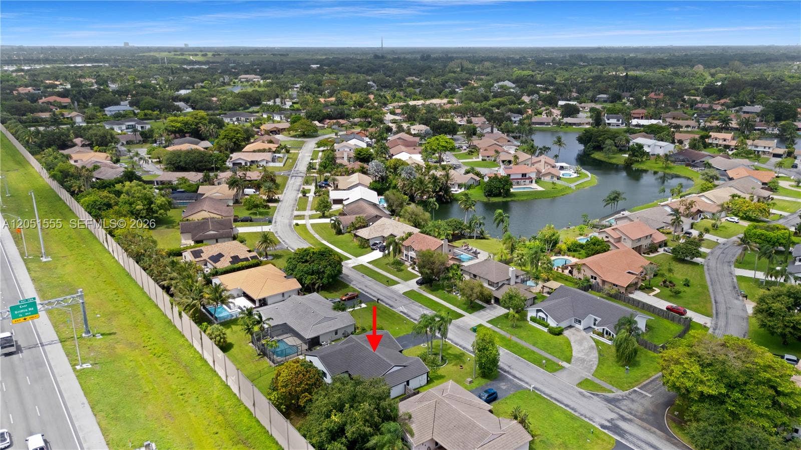 5741 W Waterford Drive, Davie, FL 33331 Photo 36