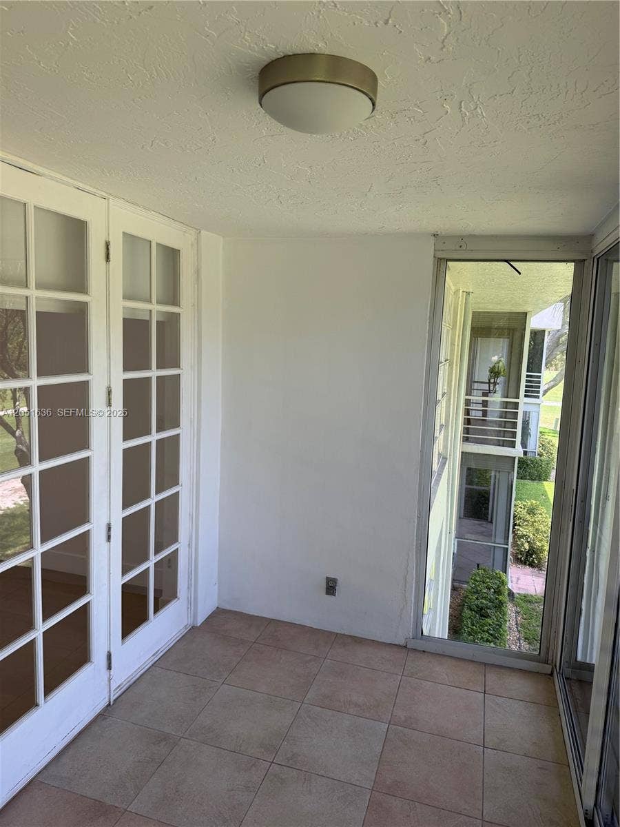 4007 N Cypress Drive, #203, Pompano Beach, Pompano Beach, FL 33069 Photo 23