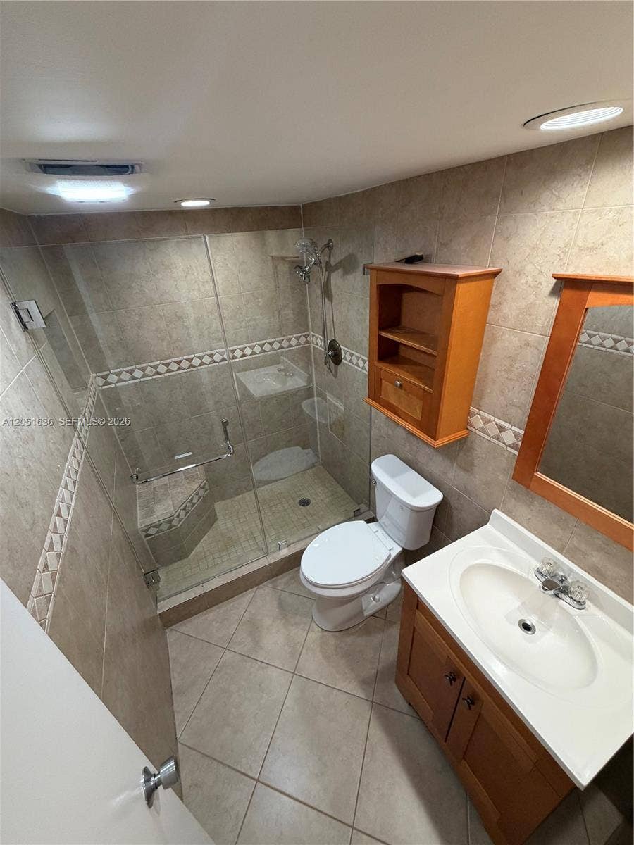 4007 N Cypress Drive, #203, Pompano Beach, Pompano Beach, FL 33069 Photo 13