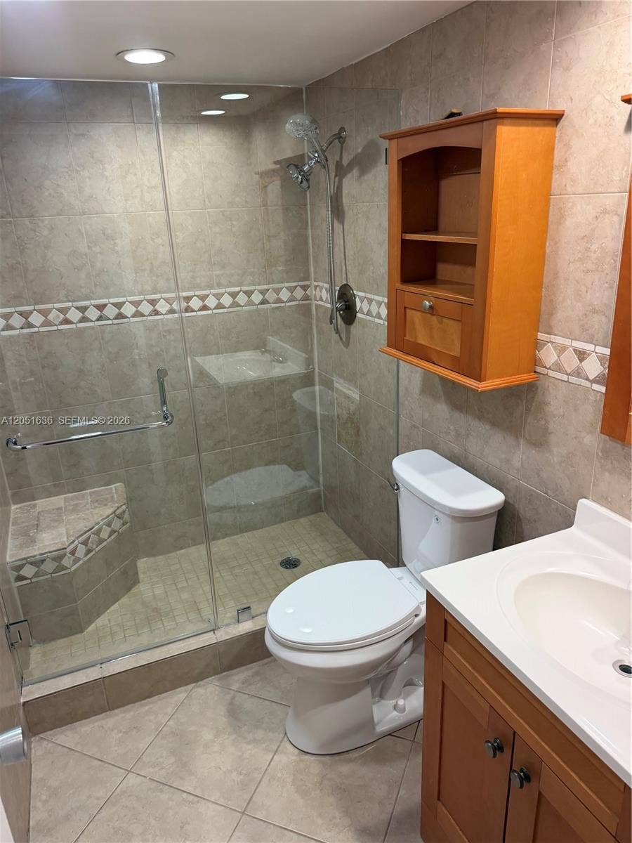 4007 N Cypress Drive, #203, Pompano Beach, Pompano Beach, FL 33069 Photo 16