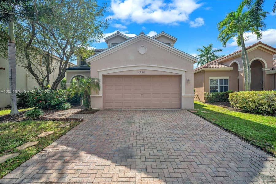 Property photo for 1058 Tupelo Way, Weston, FL