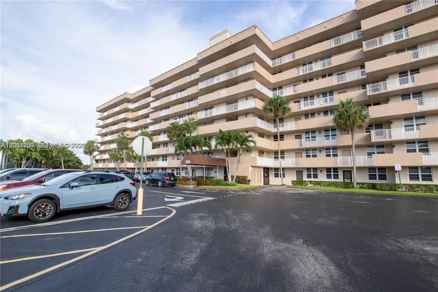 Property photo for 250 Jacaranda Drive, #302, Plantation, FL
