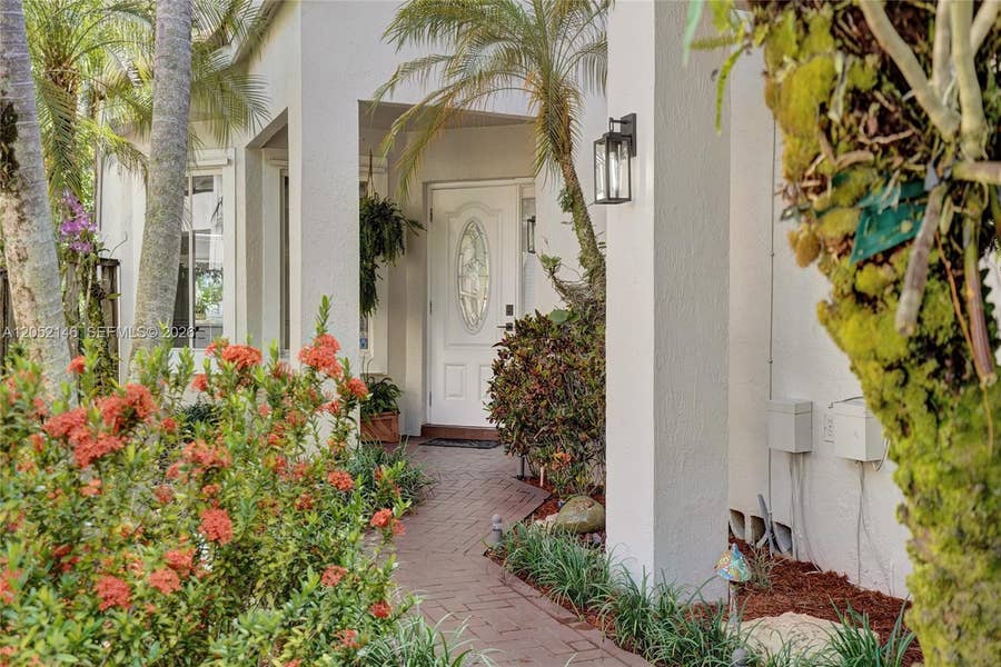 Property photo for 10073 NW 5th Street, Plantation, FL