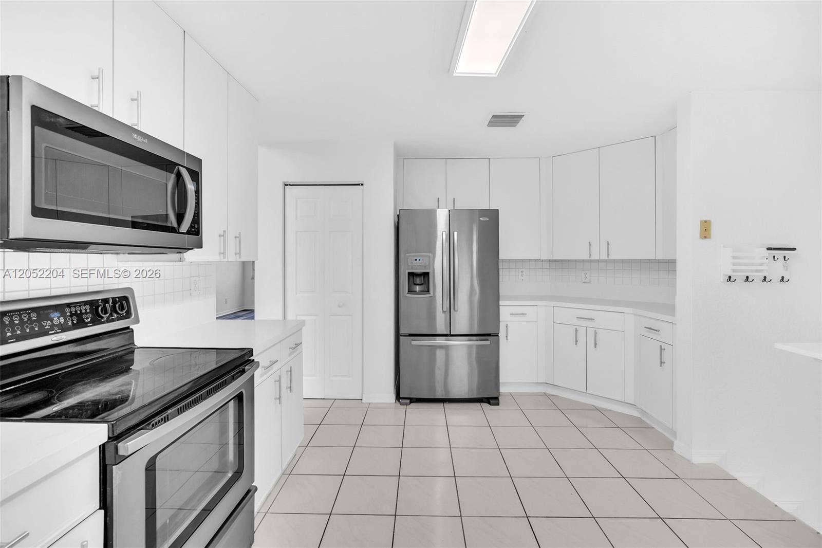 1637 SW 156th Avenue, Pembroke Pines, FL 33027 Photo 6