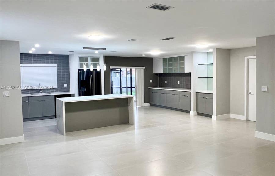 Property photo for 240 SE 7th Street, Dania Beach, FL