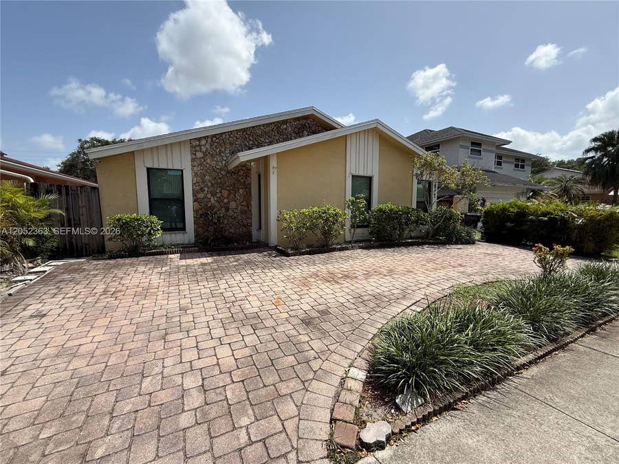 Property photo for 3620 Farragut Street, Hollywood, FL