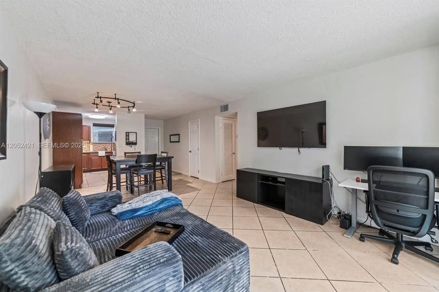 Property photo for 1400 Tallwood Avenue, #107, Hollywood, FL