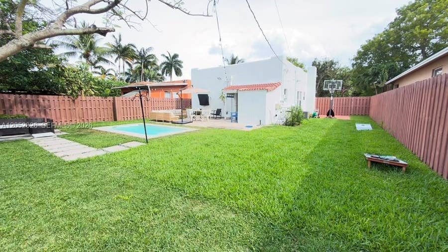 Property photo for 220 SW 5th Street, Dania Beach, FL