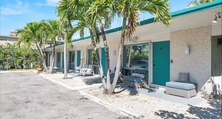 Property photo for 333 Palm Street, Hollywood, FL