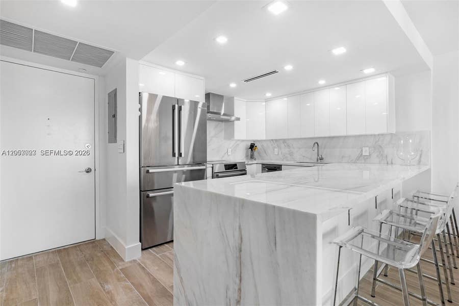 Property photo for 5701 Collins Avenue, #1707, Miami Beach, FL