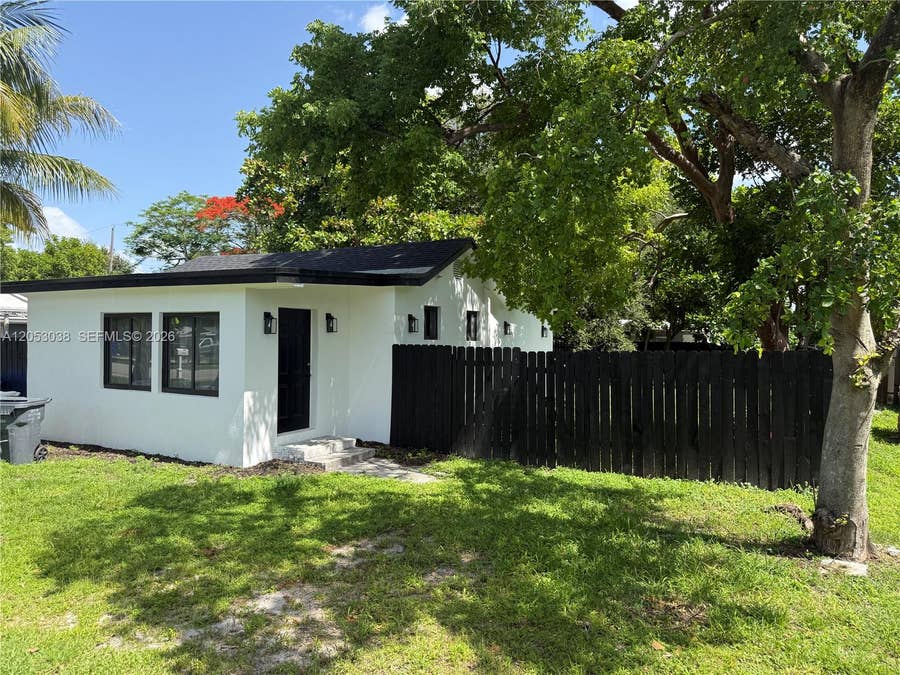 Property photo for 6125 Call Street, Hollywood, FL