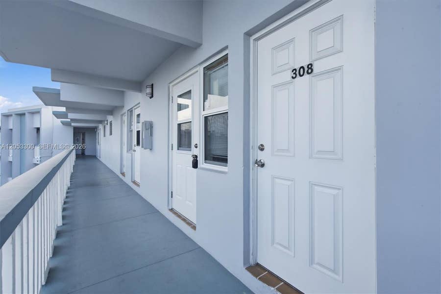 Property photo for 2200 Park Lane, #308, Hollywood, FL
