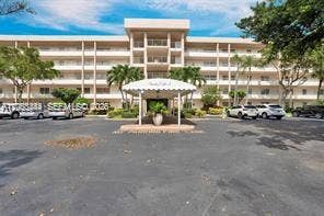 Property photo for 3970 Oaks Clubhouse Drive, #302, Pompano Beach, FL