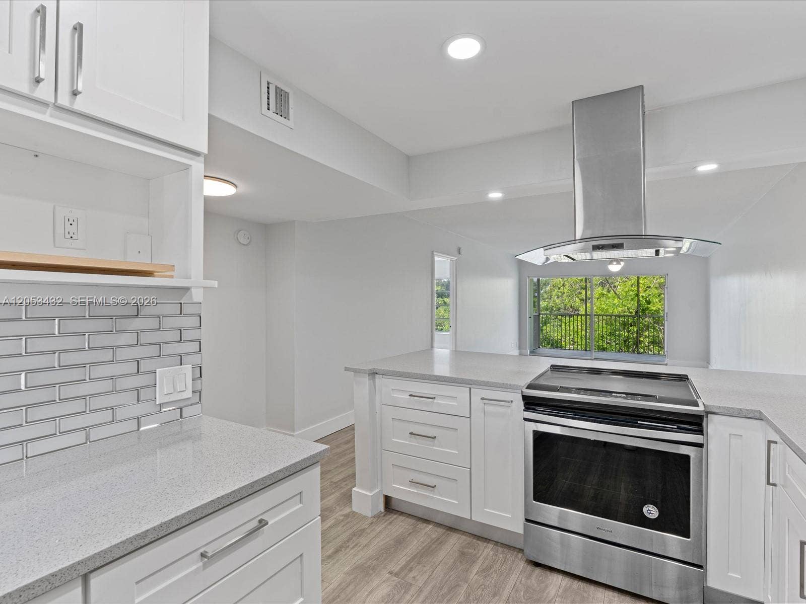 3150 N Palm Aire Drive, #406, Pompano Beach, FL 33069 Photo 6