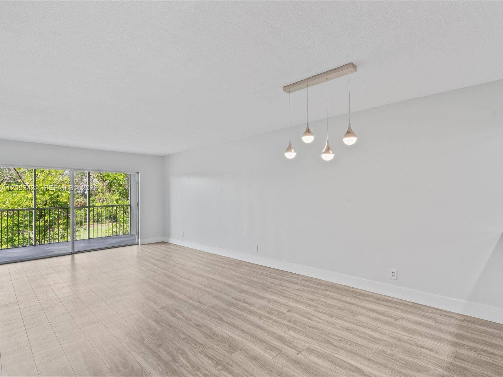 3150 N Palm Aire Drive, #406, Pompano Beach, FL 33069 Photo 12