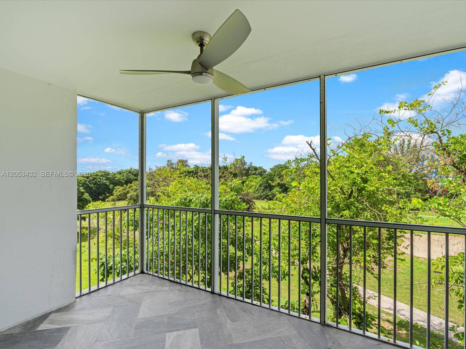 3150 N Palm Aire Drive, #406, Pompano Beach, FL 33069 Photo 21