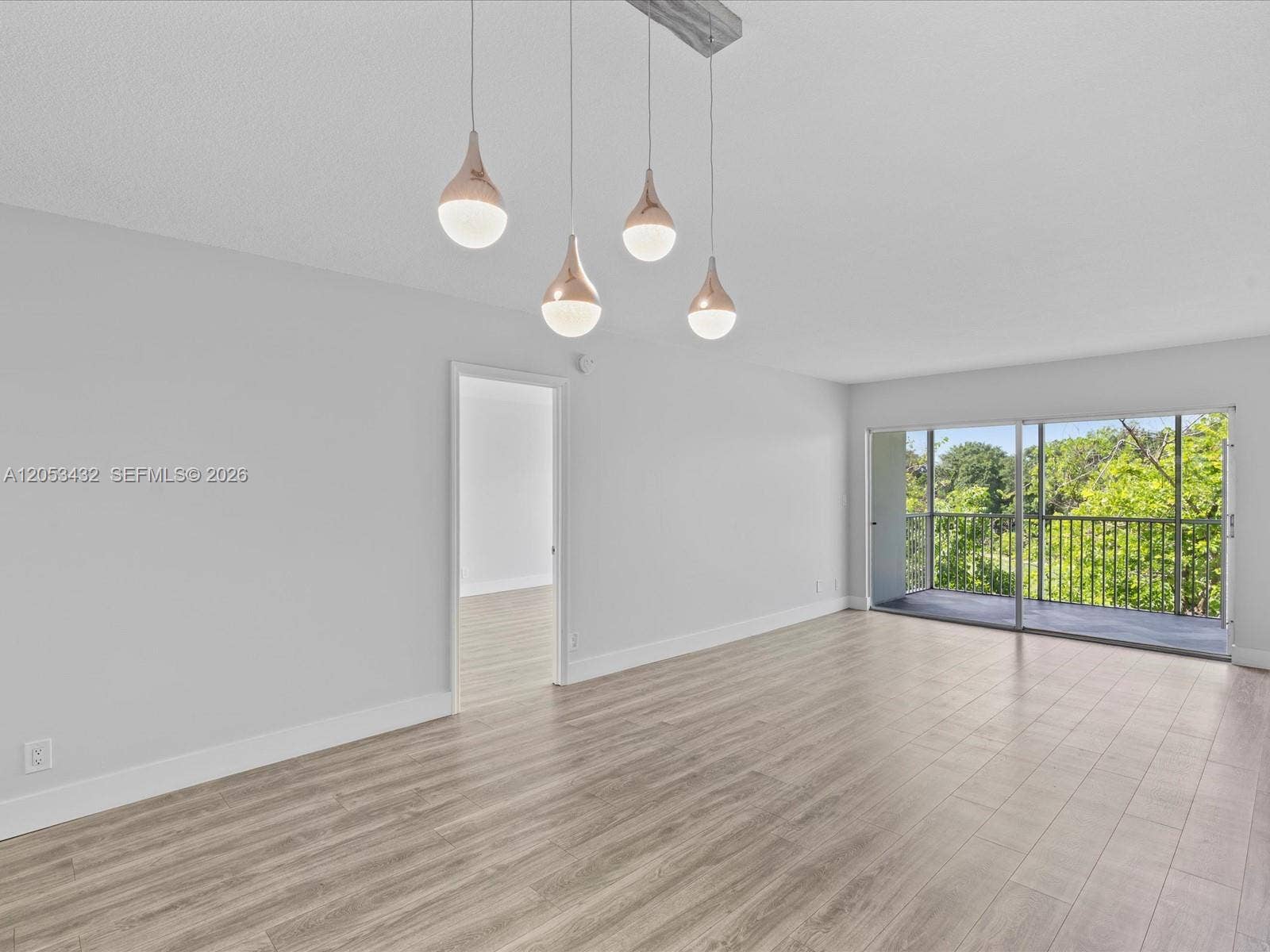 3150 N Palm Aire Drive, #406, Pompano Beach, FL 33069 Photo 13