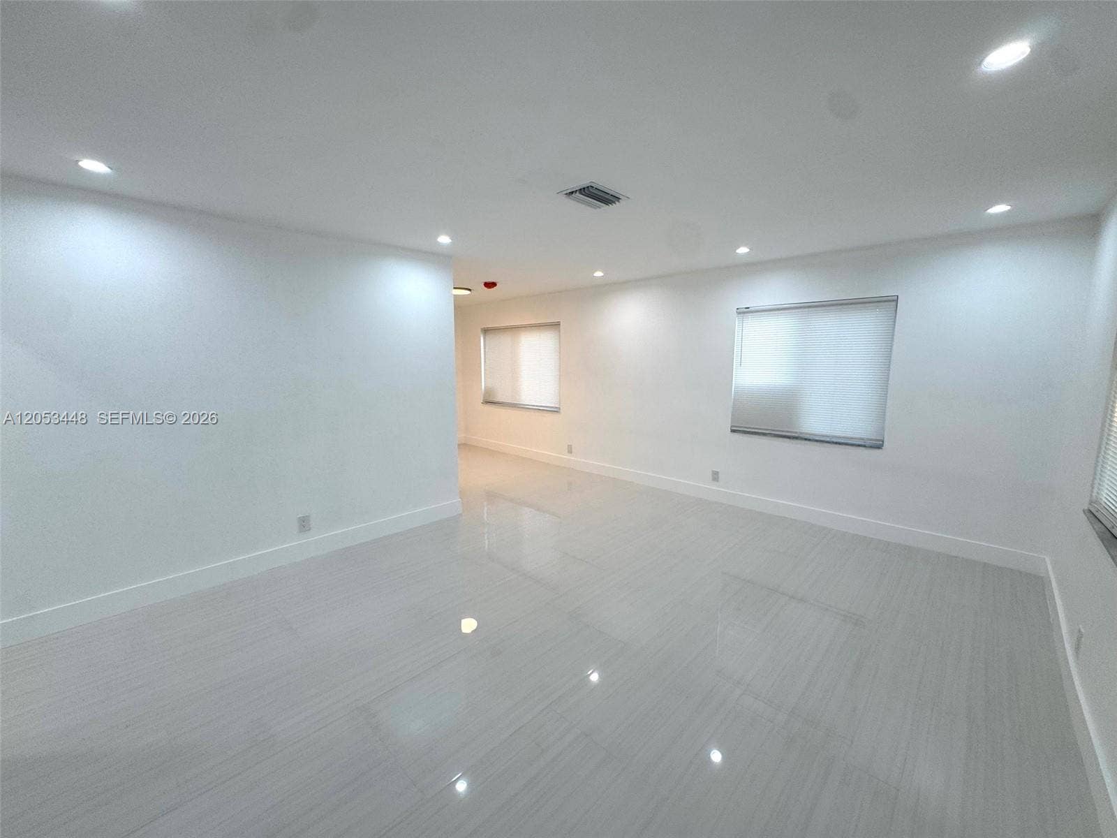 105-107 NE 30th Court, Wilton Manors, FL 33334 Photo 6