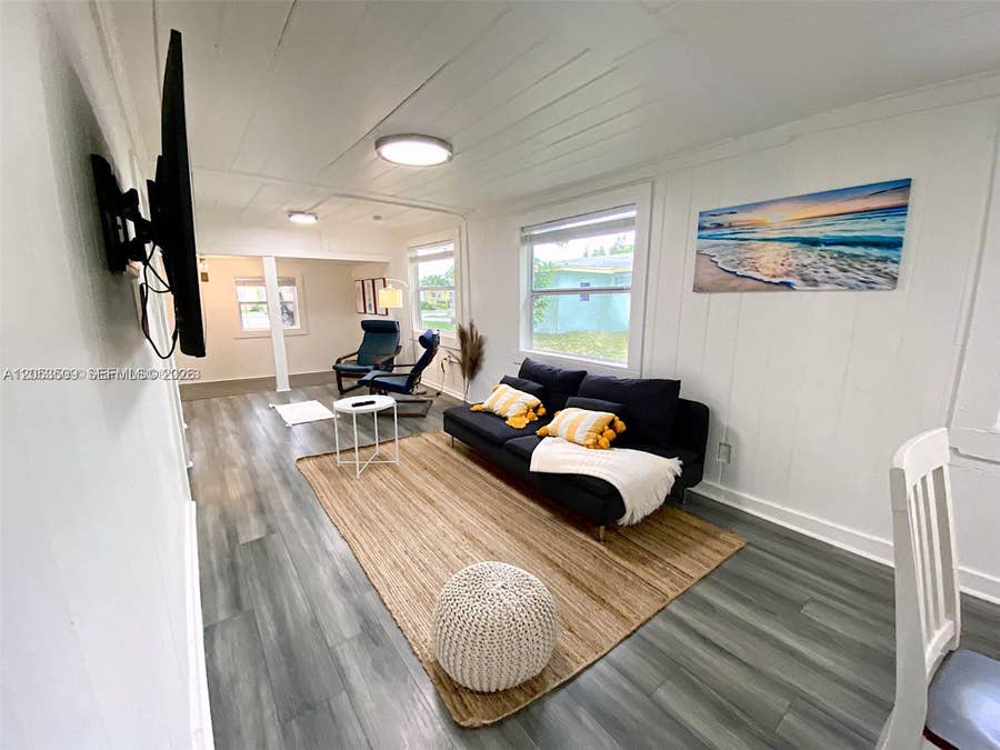 Property photo for 342 NW 7th Avenue, Delray Beach, FL