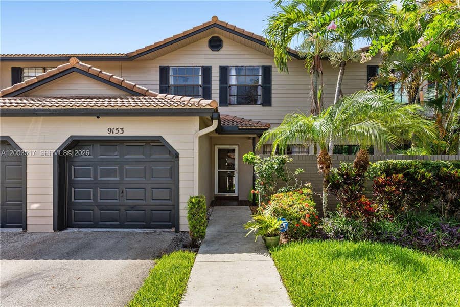 Property photo for 9153 Vineyard Lake Drive, Plantation, FL