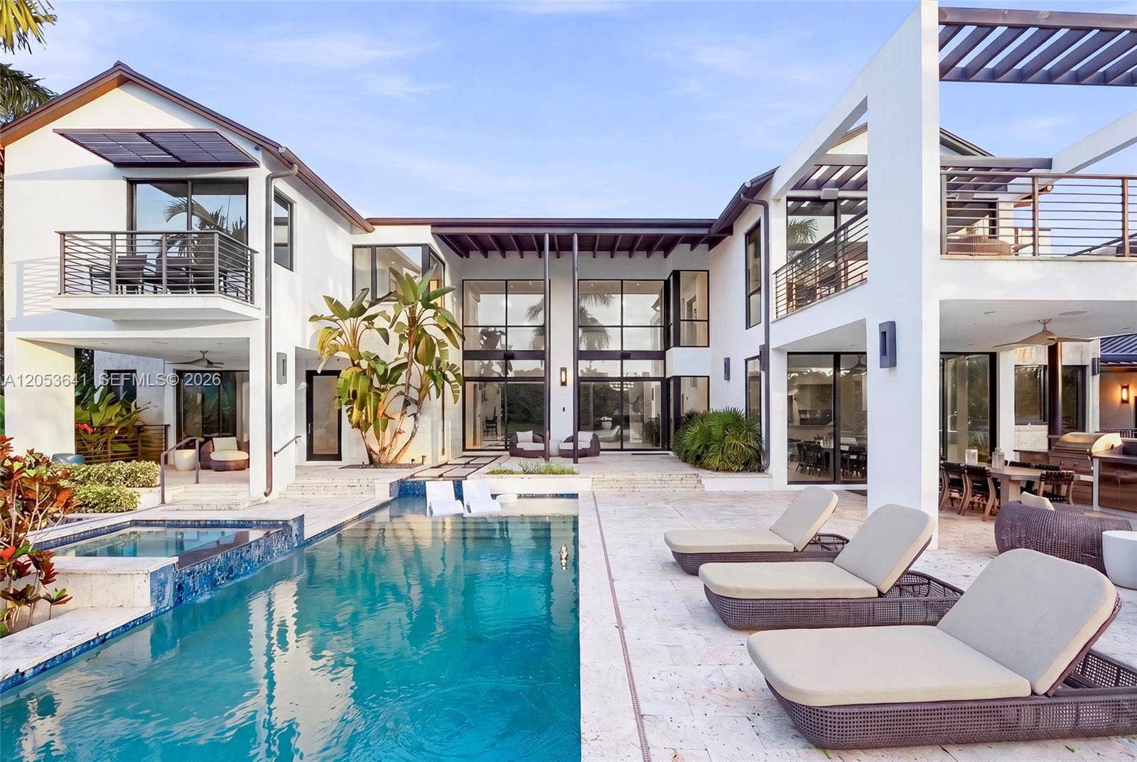 3714 Pine Lake Drive, Weston, FL 33332 Infinity Edge Pool