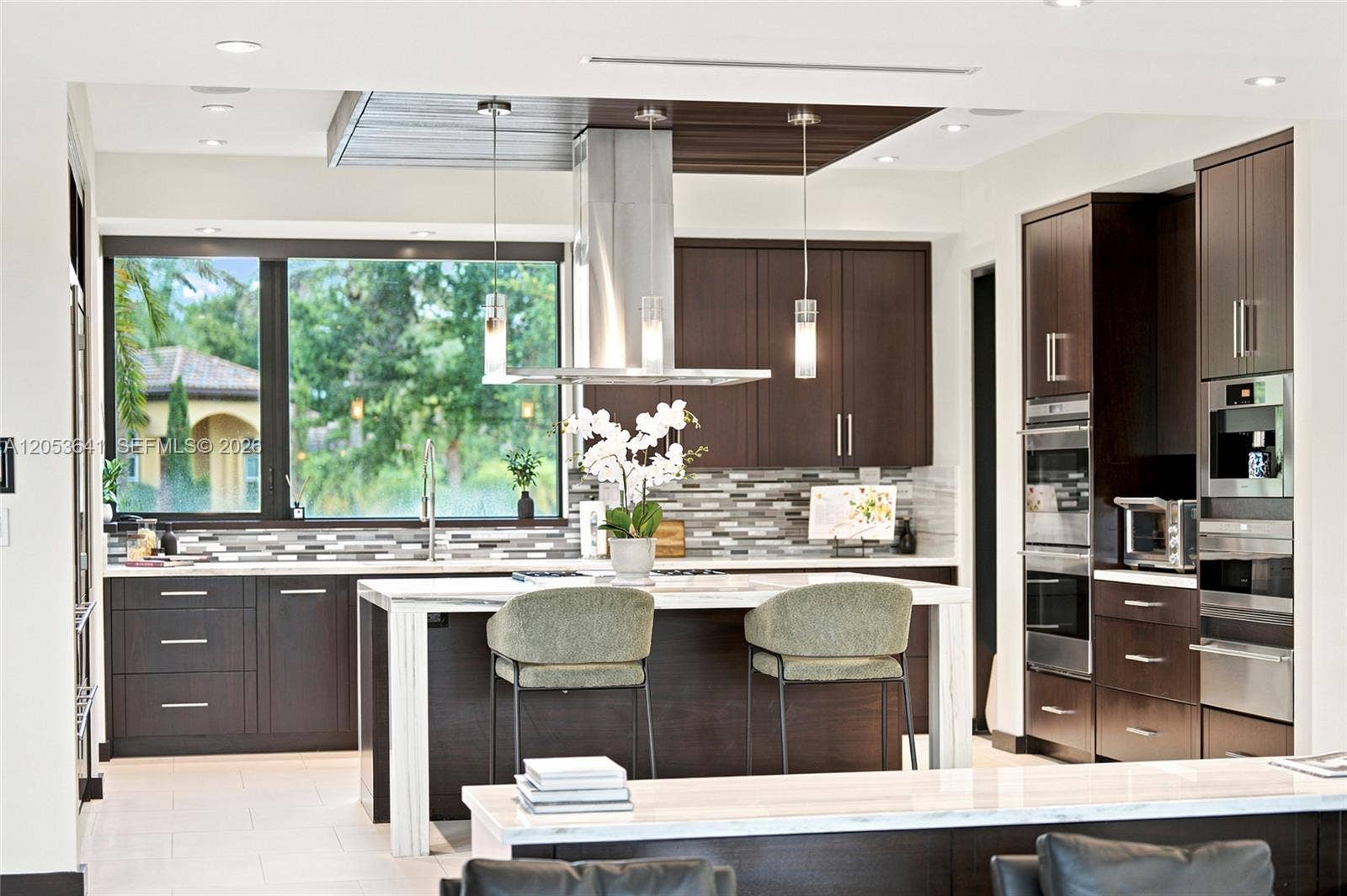 3714 Pine Lake Drive, Weston, FL 33332 Sub Zero