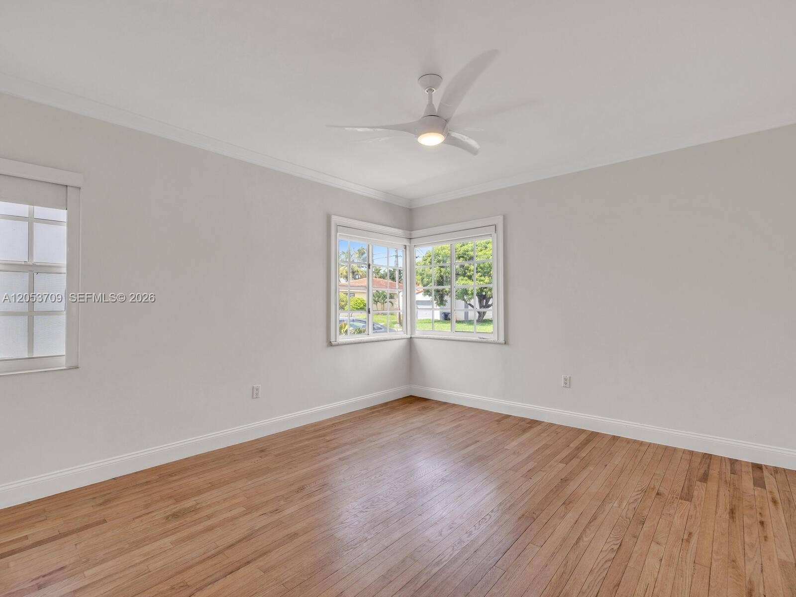 9033 Carlyle Avenue, Surfside, FL 33154 Primary Bedroom