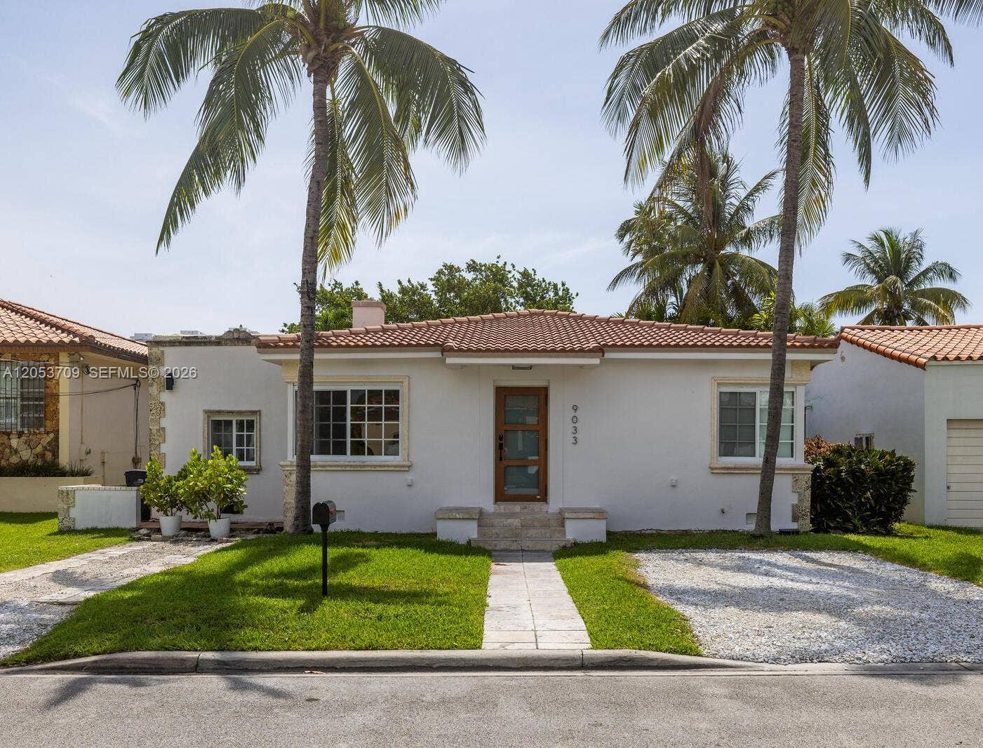 9033 Carlyle Avenue, Surfside, FL 33154 Photo 5