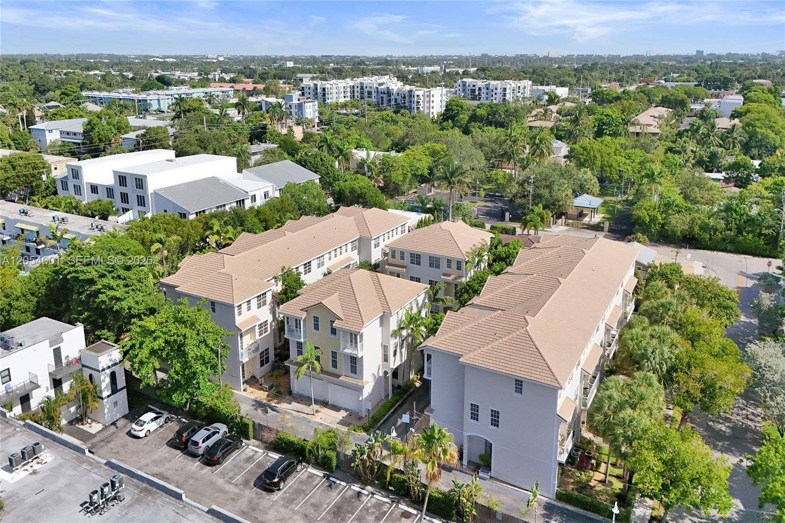 2726 Old Florida Trail, Wilton Manors, FL 33334 Photo 1