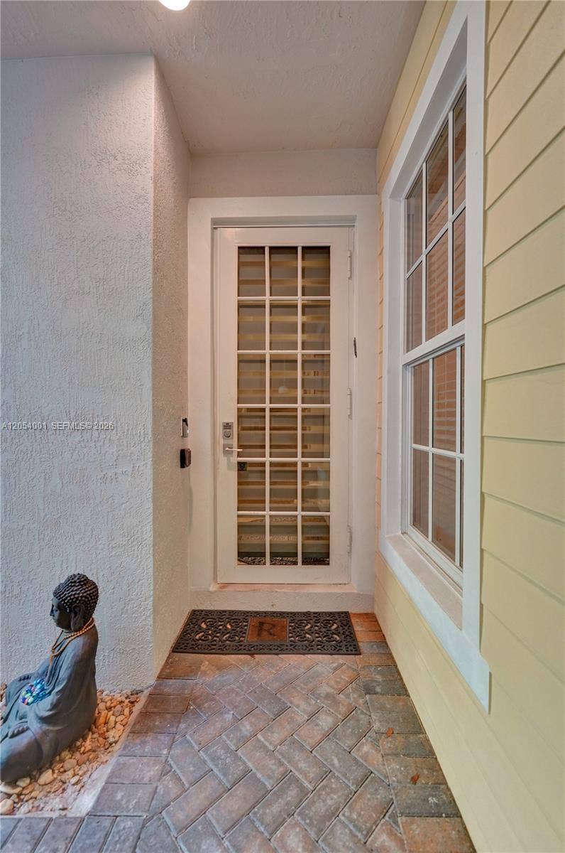 2726 Old Florida Trail, Wilton Manors, FL 33334 Photo 10