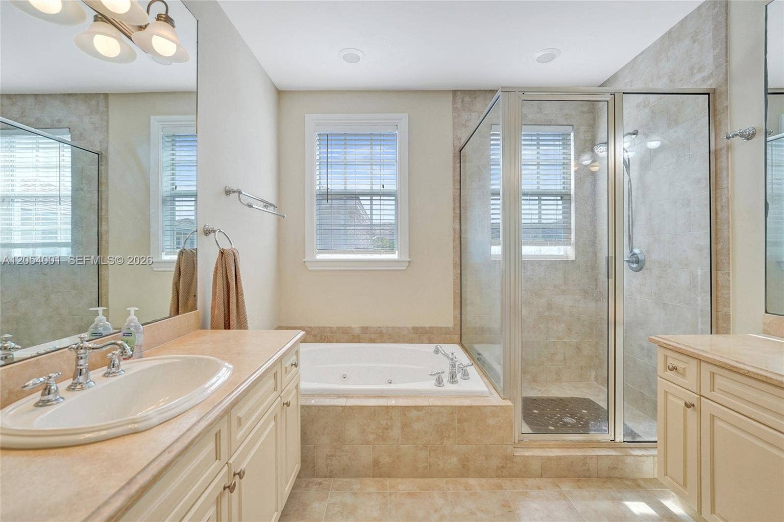 2726 Old Florida Trail, Wilton Manors, FL 33334 Photo 45