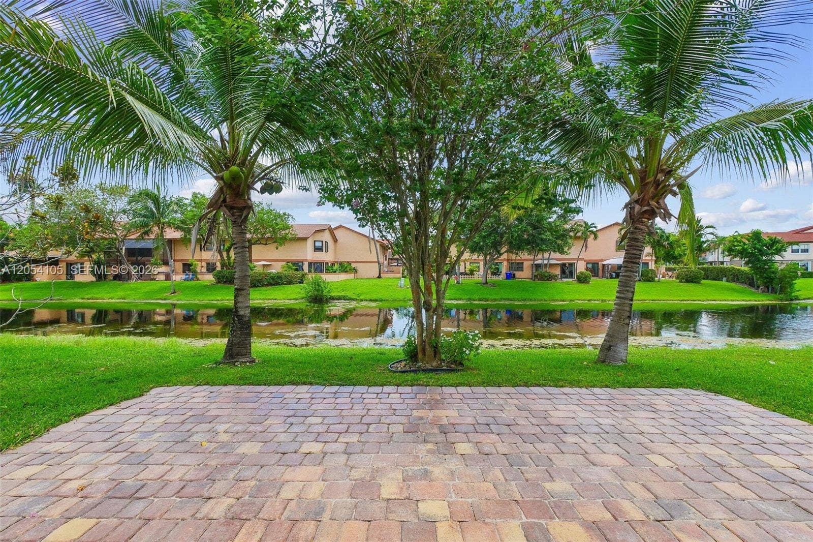1053 SW 113th Way, Pembroke Pines, FL 33025 Photo 21