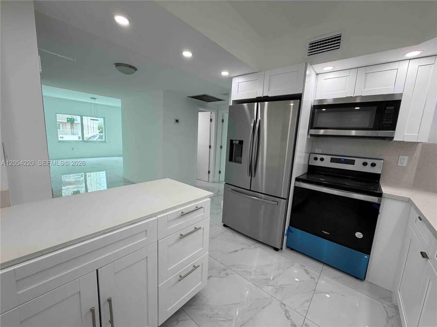Property photo for 500 Bayview Drive, #232, Sunny Isles Beach, FL