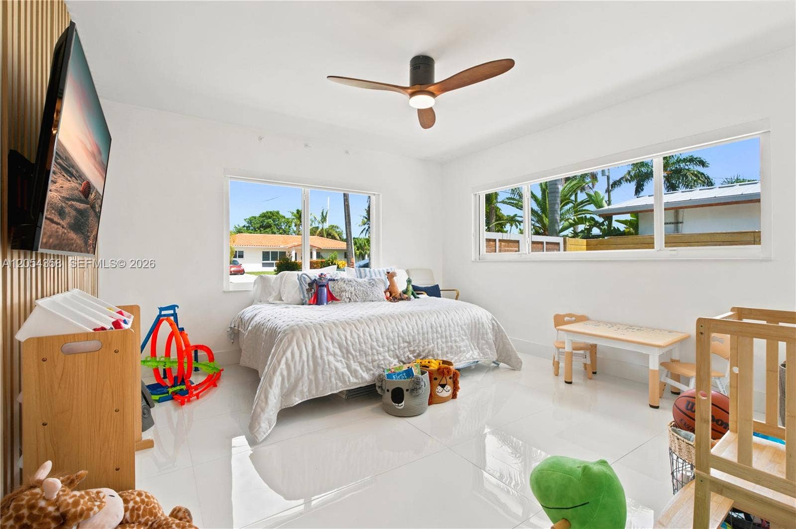 12930 Auralia Road, North Miami, FL 33181 Photo 21