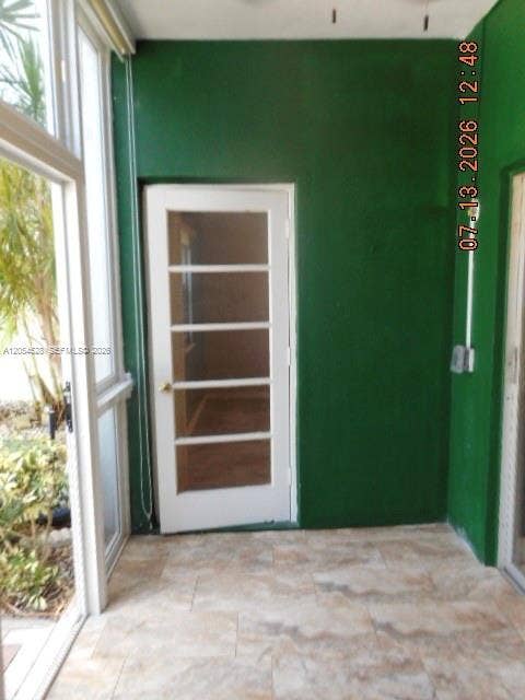 Photo 32