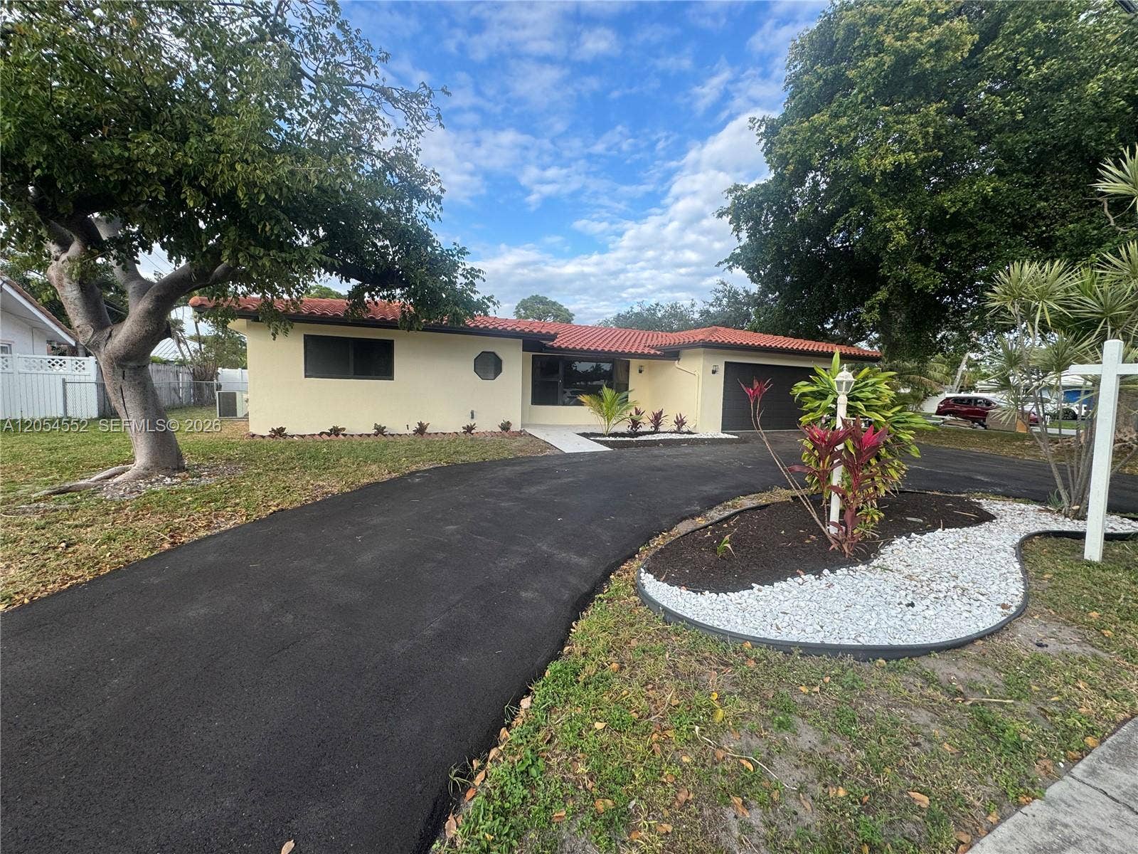 1109 SE 10th Street, Deerfield Beach, FL 33441 Photo 3