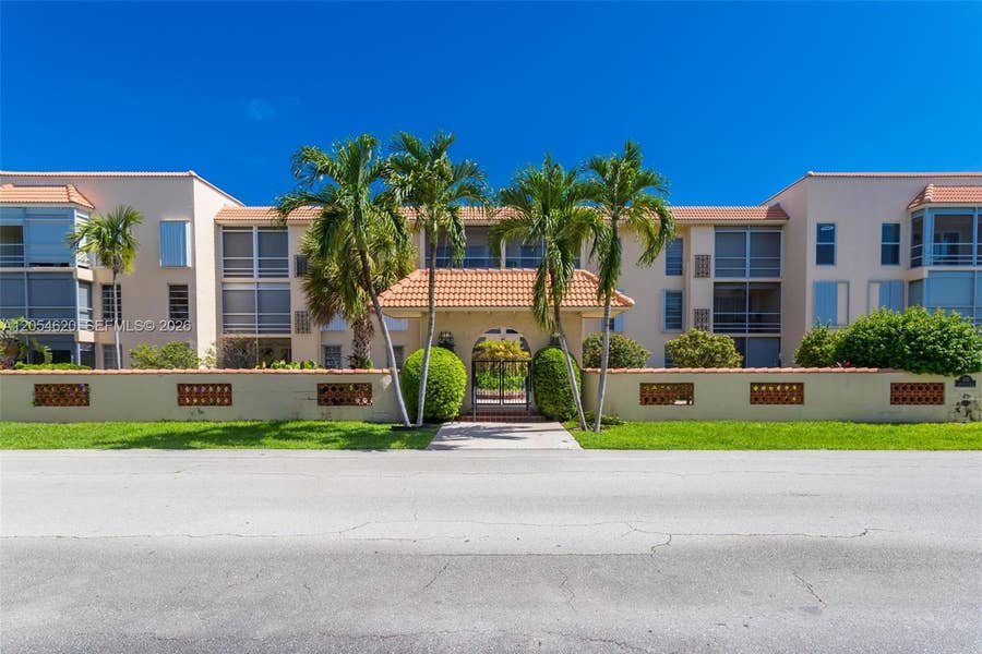 Property photo for 331 SW 8th Street, #3F, Boca Raton, FL
