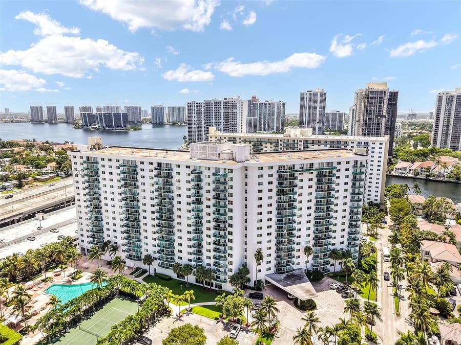 Property photo for 19380 Collins Avenue, #1423, Sunny Isles Beach, FL