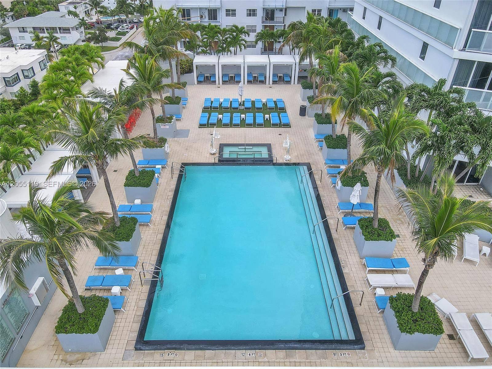 Residental pool Private