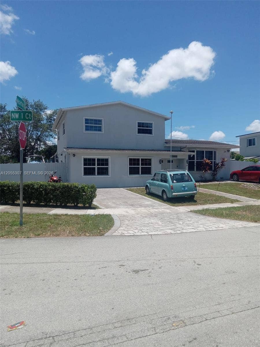 7400 NW 1st Court, Pembroke Pines, FL 33024 Photo 4