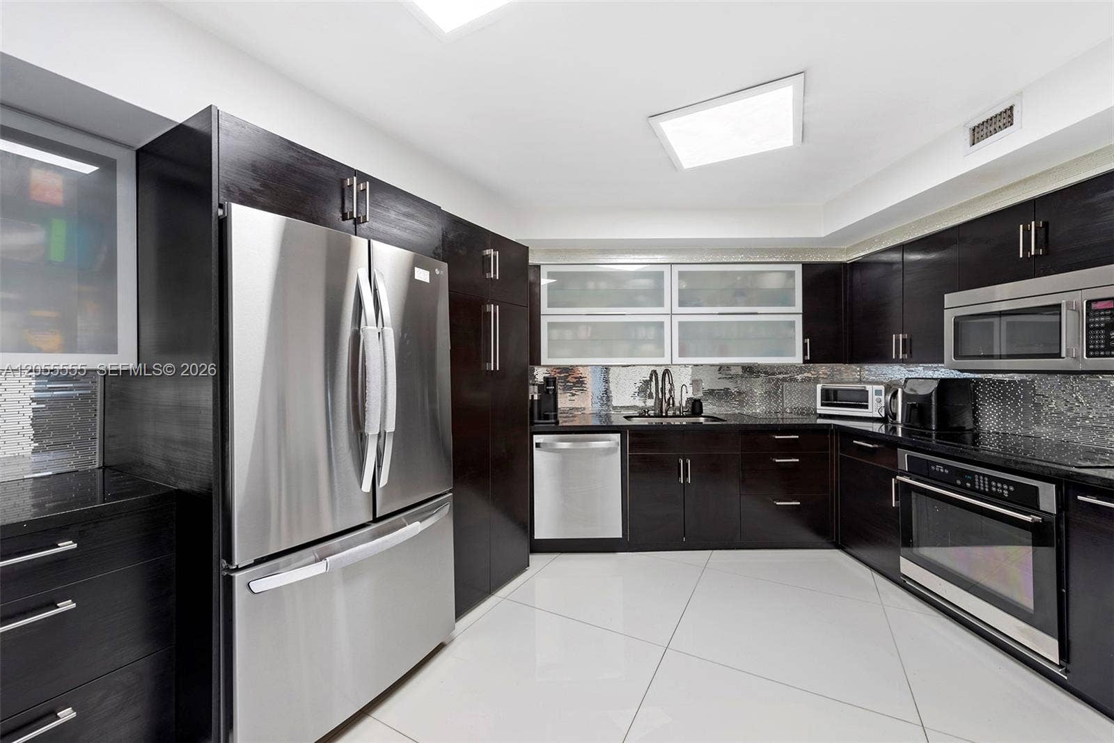 5151 Collins Avenue, #1420, Miami Beach, FL 33140 Photo 8