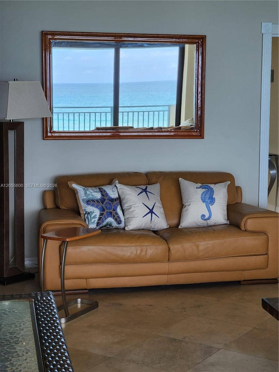 5460 N Ocean Drive, #4B, Singer Island, Singer Island, FL 33404 Extra seating to enjoy sweeping ocean views